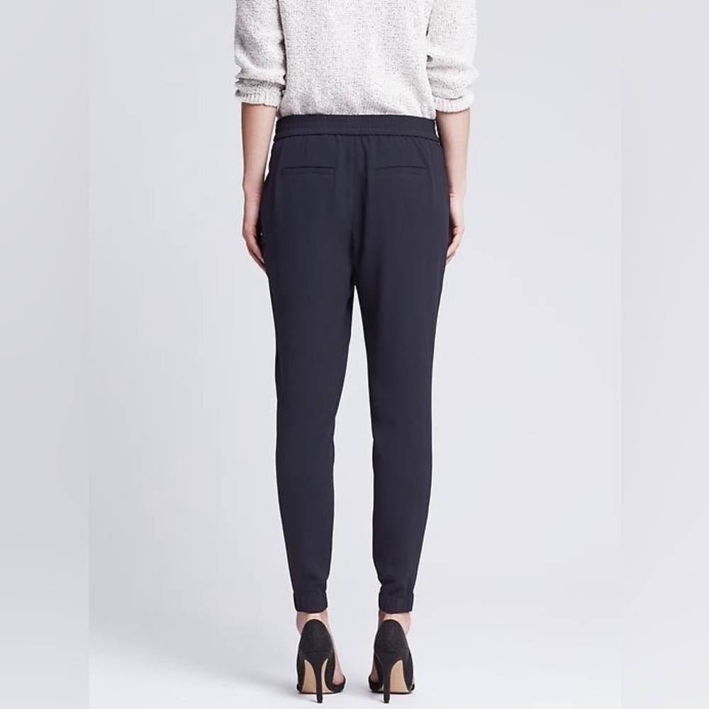NWT Banana Republic Drapey Pant Navy 14